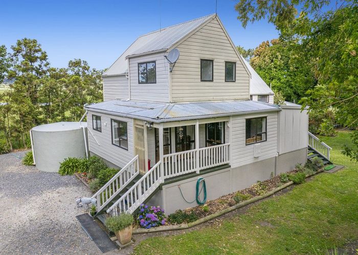  at 2162 State Highway 16, Helensville, Helensville