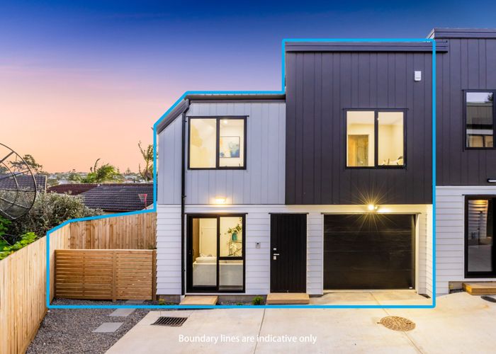 at 5/24 Tupaki Place, Pakuranga Heights, Manukau City, Auckland