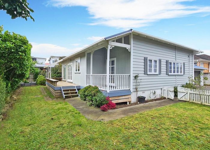  at 4039A Great North Road, Glen Eden, Auckland