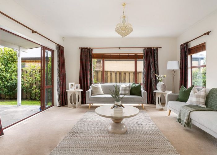  at 12 Wagner Crescent, Northwood , Christchurch City, Canterbury