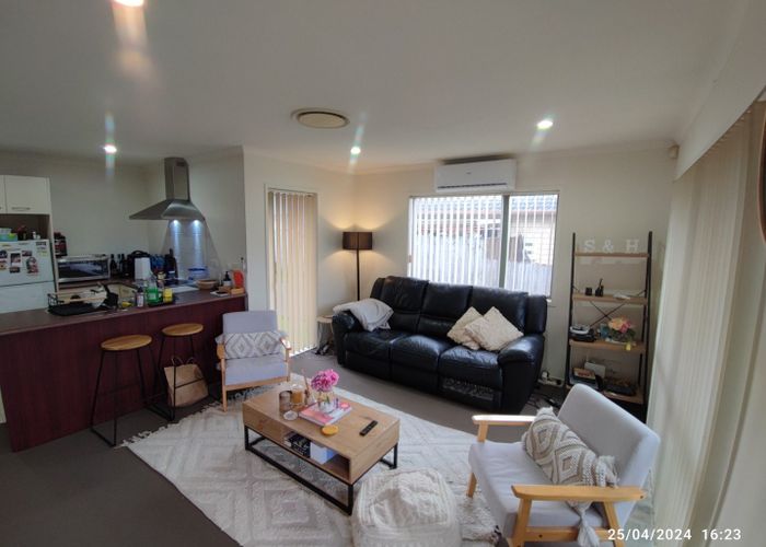  at 40A Raphoe Road, Flat Bush, Manukau City, Auckland