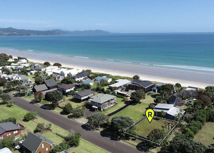  at 302 Kenwood Drive, Matarangi