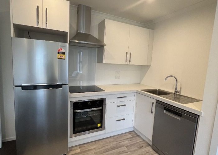  at 1/5 Ford Street (Room D), Hamilton East, Hamilton, Waikato