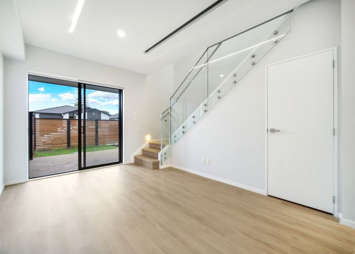  at 21 Farranfore Road, Opaheke, Papakura