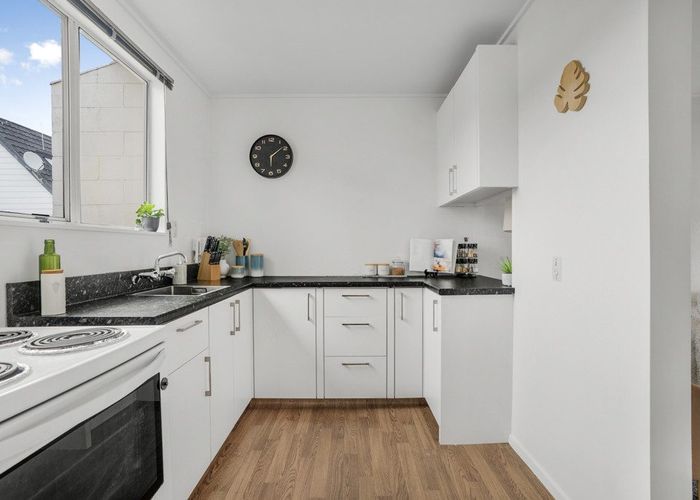  at 10/21 Islington Street, Trentham, Upper Hutt, Wellington