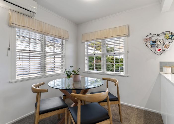  at 1/44 Holland Road, Hillcrest, Auckland