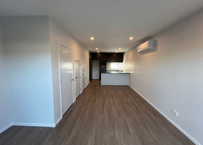  at 7 Whati Lane, Henderson, Waitakere City, Auckland