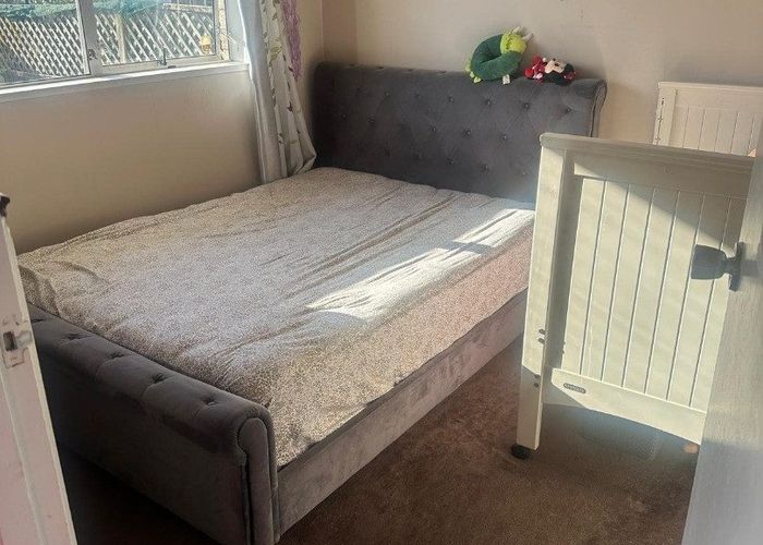  at 2/54 Kenderdine Road, Papatoetoe, Manukau City, Auckland