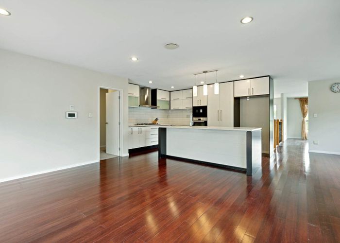  at 9 Baker Street, Fairview Heights, Auckland