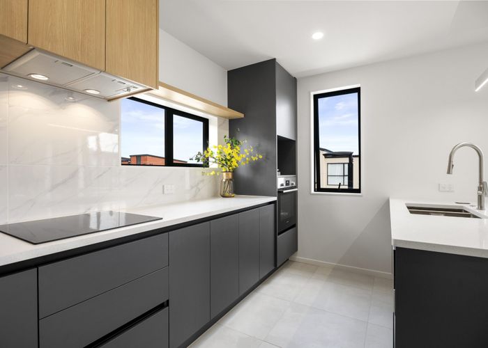  at 23 Papatahi Lane, Flat Bush, Manukau City, Auckland