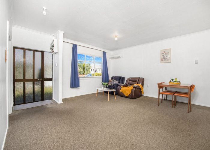  at 19 Loyalty Street, Forbury, Dunedin, Otago