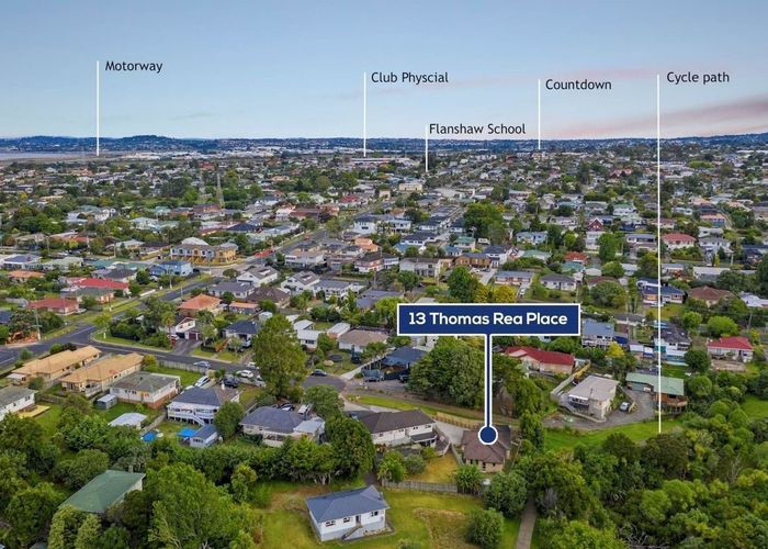  at 13 Thomas Rea Place, Te Atatu South, Waitakere City, Auckland