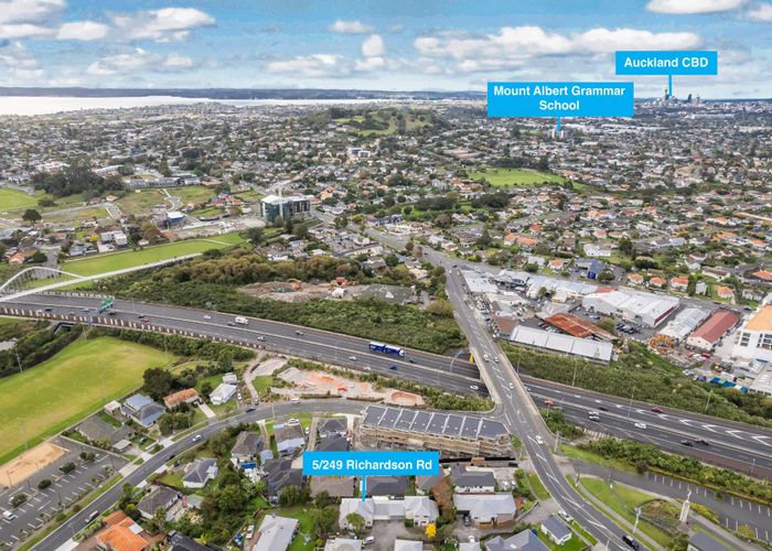 at 5/249 Richardson Road, New Windsor, Auckland City, Auckland