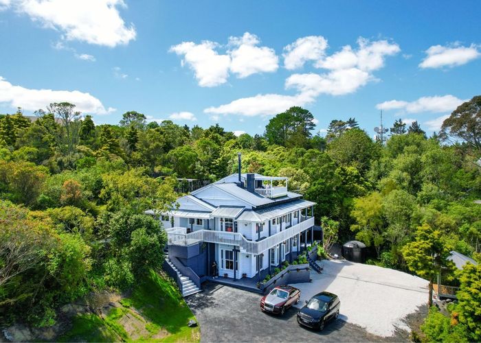 For sale 467 Redoubt Road, Totara Heights, Manukau City, Auckland