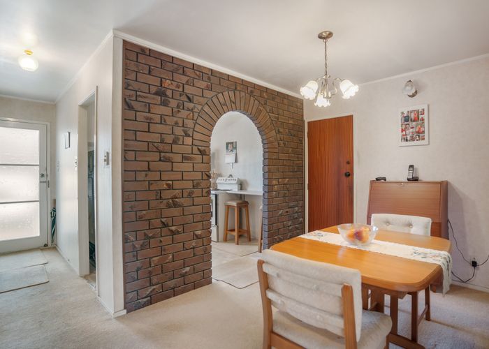  at 4/21 Burch Street, Mount Albert, Auckland
