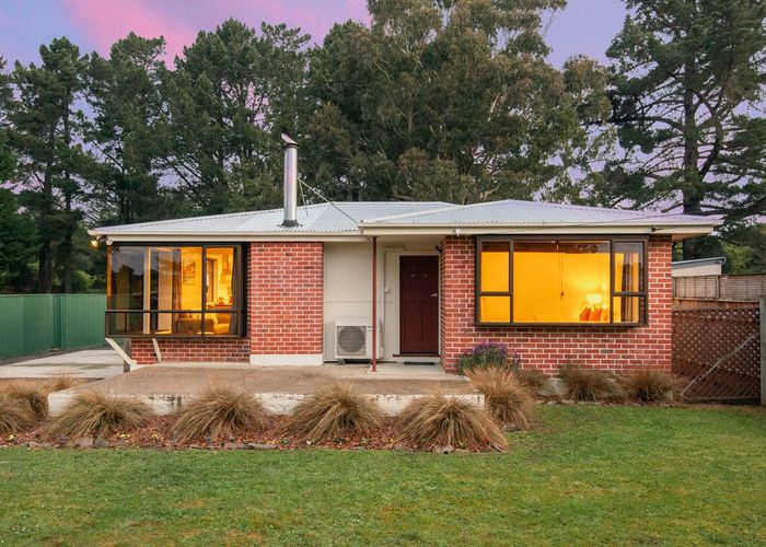  at 37 Viscount Road, Waldronville, Dunedin