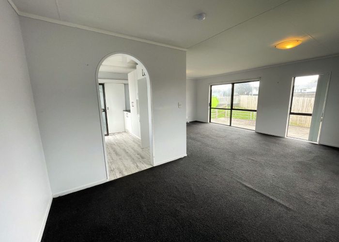  at 76 Shifnal Drive, Randwick Park, Manukau City, Auckland