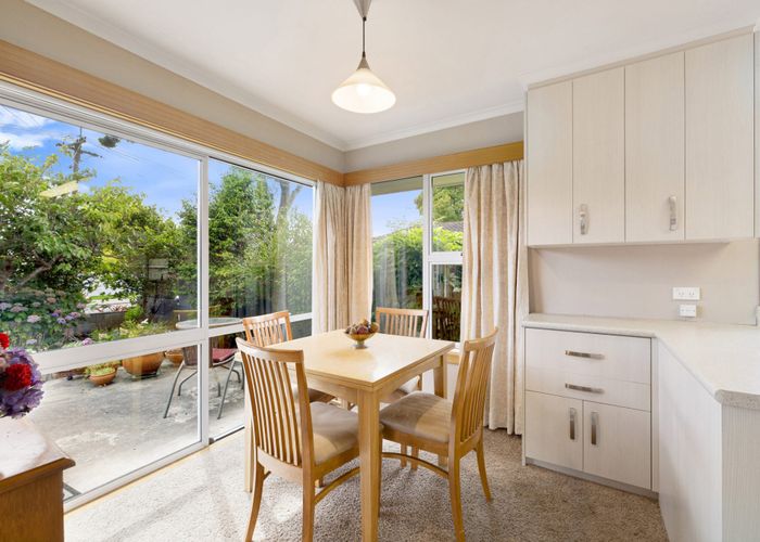  at 182 Centaurus Road, Saint Martins, Christchurch