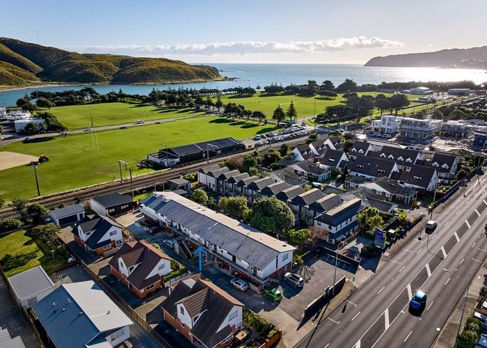  at 3/35 Mana Esplanade, Paremata, Porirua, Wellington
