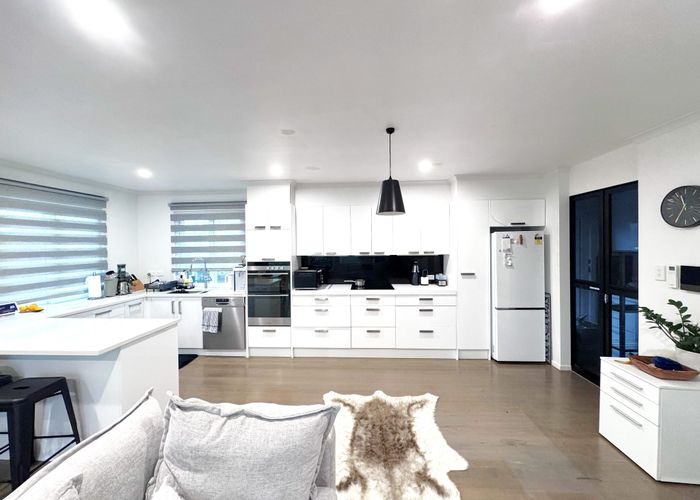  at 4 Lynden Avenue, Hillcrest, North Shore City, Auckland