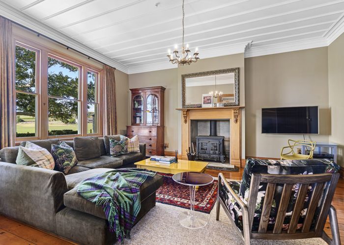  at 137 Egmont Road, Hillsborough, New Plymouth, Taranaki
