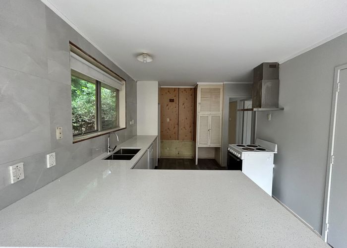  at 40a Savoy Rd, Glen Eden, Waitakere City, Auckland