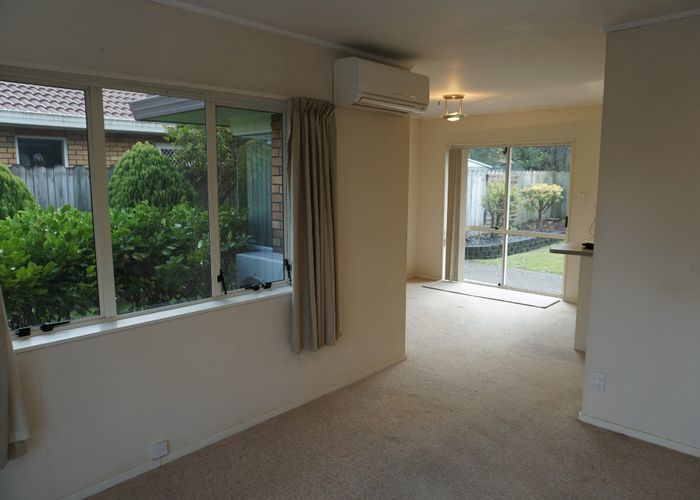  at 2/43 Kilimanjaro Drive, Howick, Manukau City, Auckland