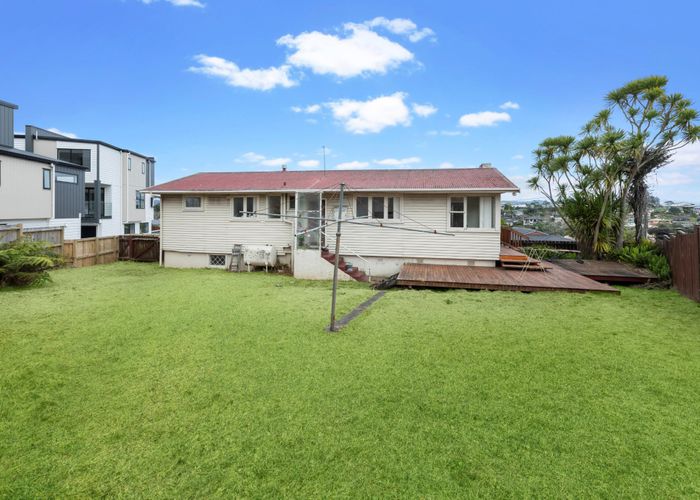  at 126 Vodanovich Road, Te Atatu South, Waitakere City, Auckland