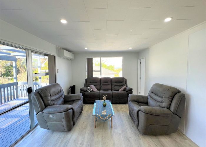  at 35 Leaver Place, Weymouth, Manukau City, Auckland