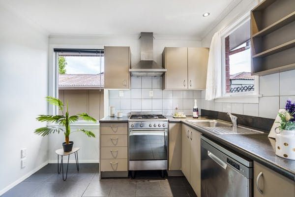  at 10 Packe Street, Edgeware, Christchurch