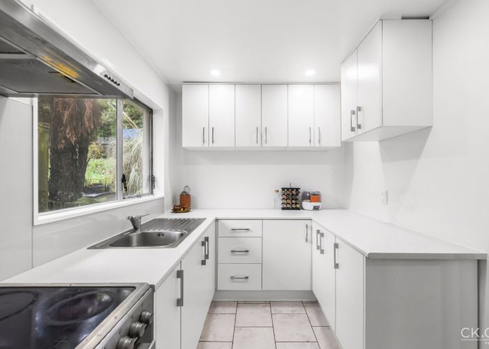  at 2/264 Grounsell Crescent, Belmont, Lower Hutt, Wellington