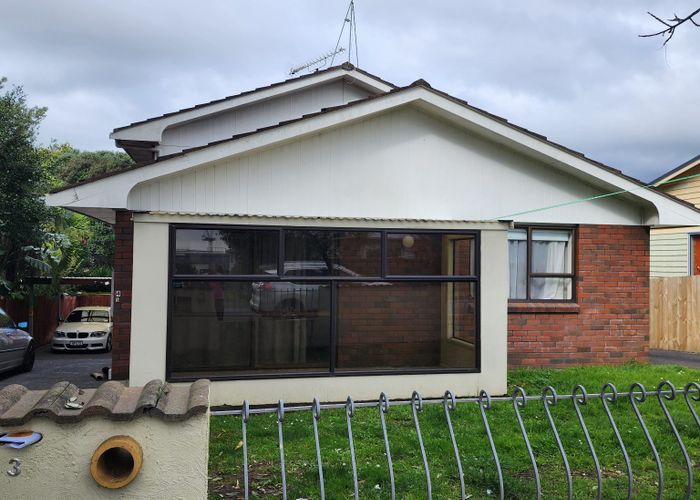  at 4/27 Harris Road, Mount Wellington, Auckland City, Auckland