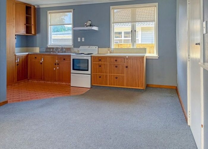  at 8 Windsor Street, Allenton, Ashburton