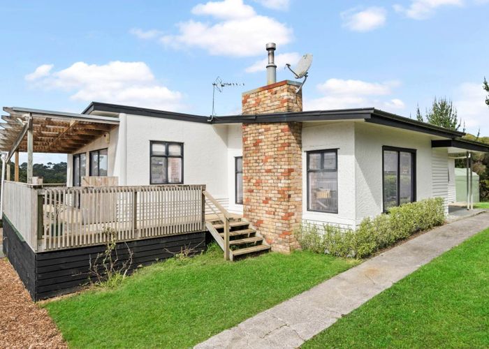  at 1261 East Coast Road, Okura, North Shore City, Auckland