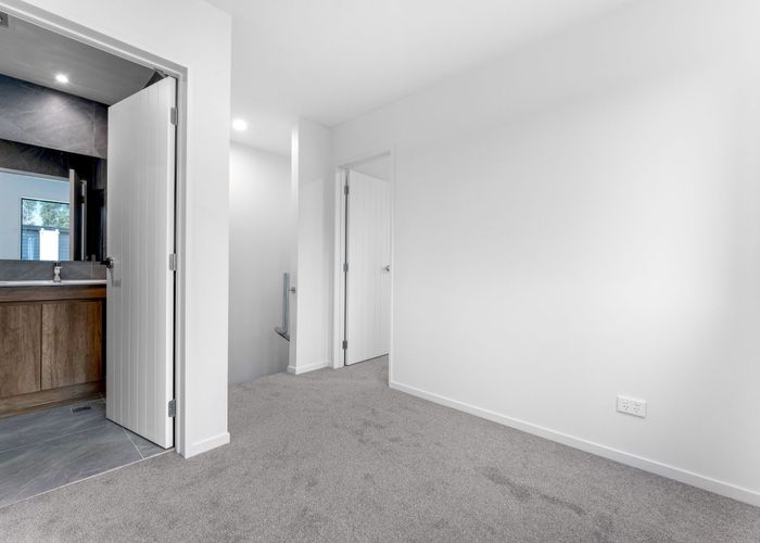  at 8/1 Kahikatea Place, Ranui, Waitakere City, Auckland