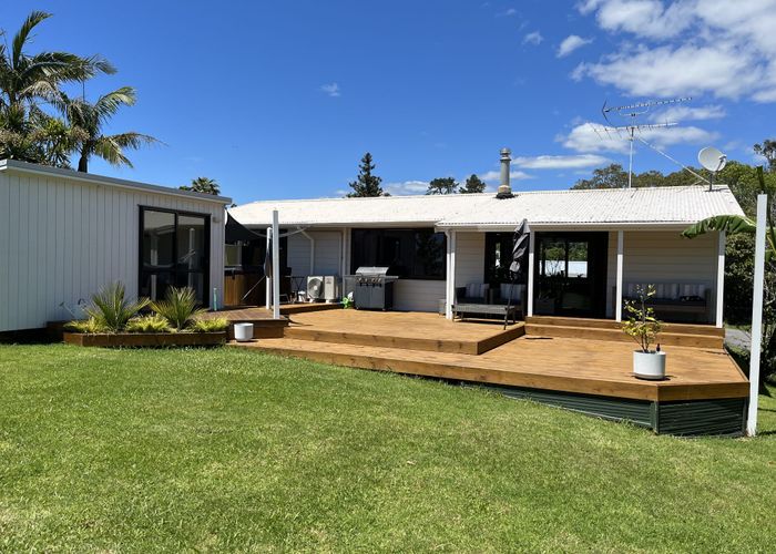 at 20 Third View Avenue, Beachlands, Manukau City, Auckland