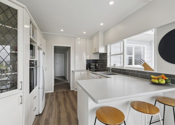  at 8 Glenamoy Crescent, Johnsonville, Wellington
