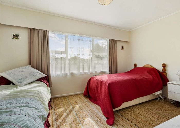  at 104 Taikata Road, Te Atatu Peninsula, Waitakere City, Auckland