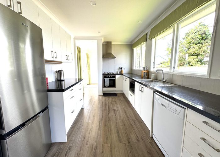  at 4 Oban Place, Awapuni, Palmerston North