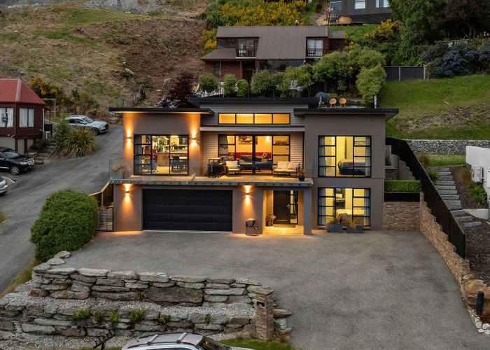  at 70 Wynyard Crescent, Fernhill, Queenstown-Lakes, Otago