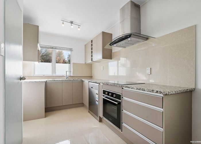  at 3/329 Pakuranga Road, Pakuranga Heights, Auckland