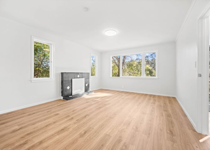  at 350 West Coast Road, Glen Eden, Waitakere City, Auckland