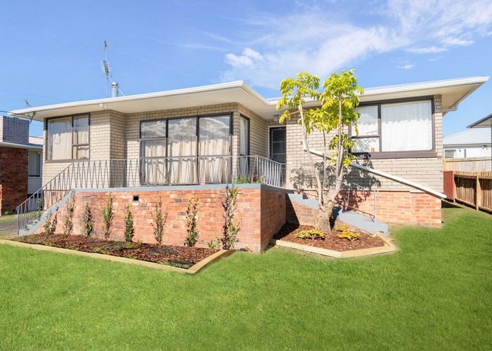  at 7 Cobham Crescent, Kelston, Waitakere City, Auckland