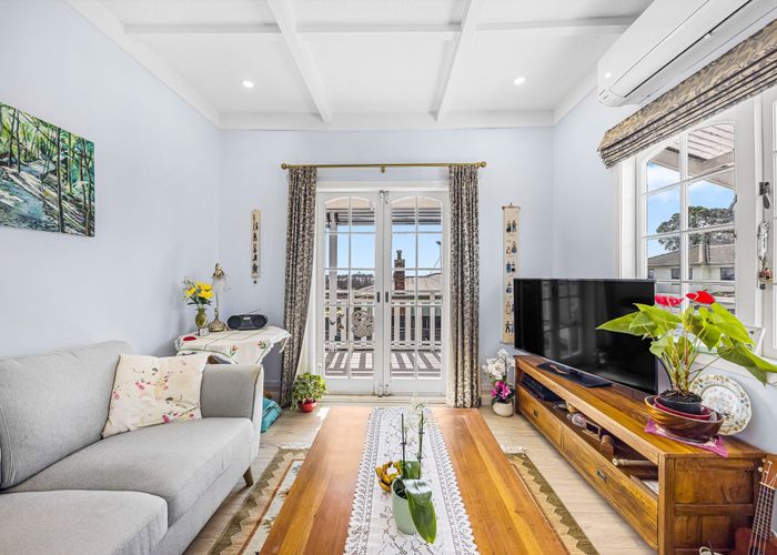  at 4233 Great North Road, Glendene, Waitakere City, Auckland