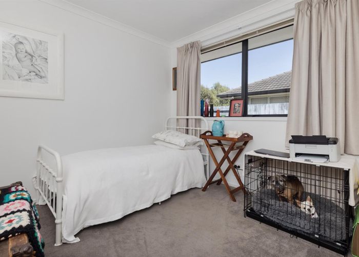  at 28 Twin Oak Avenue, Papamoa Beach, Papamoa