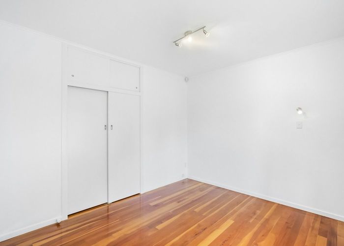  at 1/128b Taylors Road, Mount Albert, Auckland City, Auckland