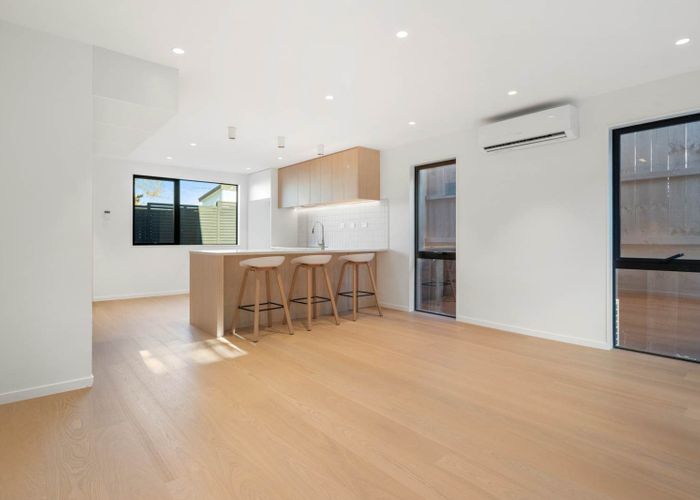  at 9F O'Donn Avenue, Beach Haven, North Shore City, Auckland