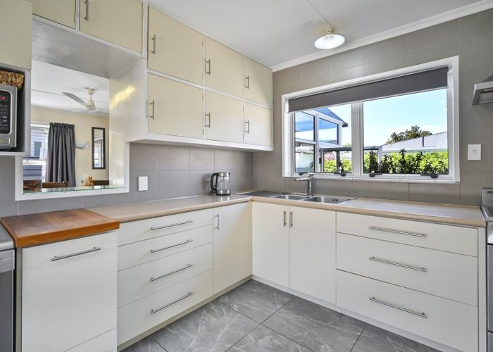  at 102 Garnett Street, Raureka, Hastings