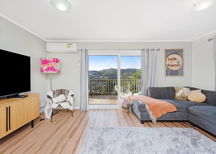  at 1/107 Allington Road, Karori, Wellington