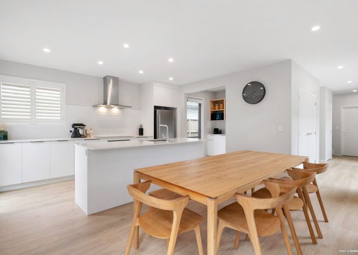  at 27 Papareia Road, Karaka, Papakura